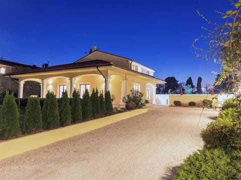 Villa Monica