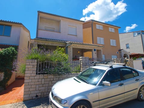 Apartment 1588