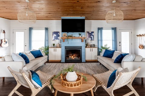 Solara Sands