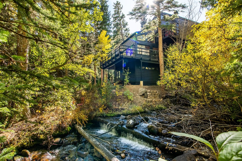 Beautifully tucked away, mountain escape.
