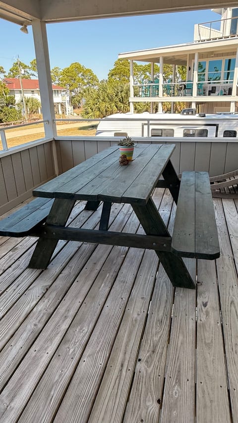 Picnic Table