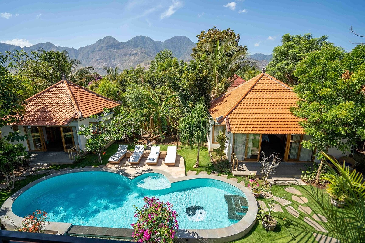 Revak in your private salt water pool, surrounded by lush gardens - the heart of Kubu Elena 