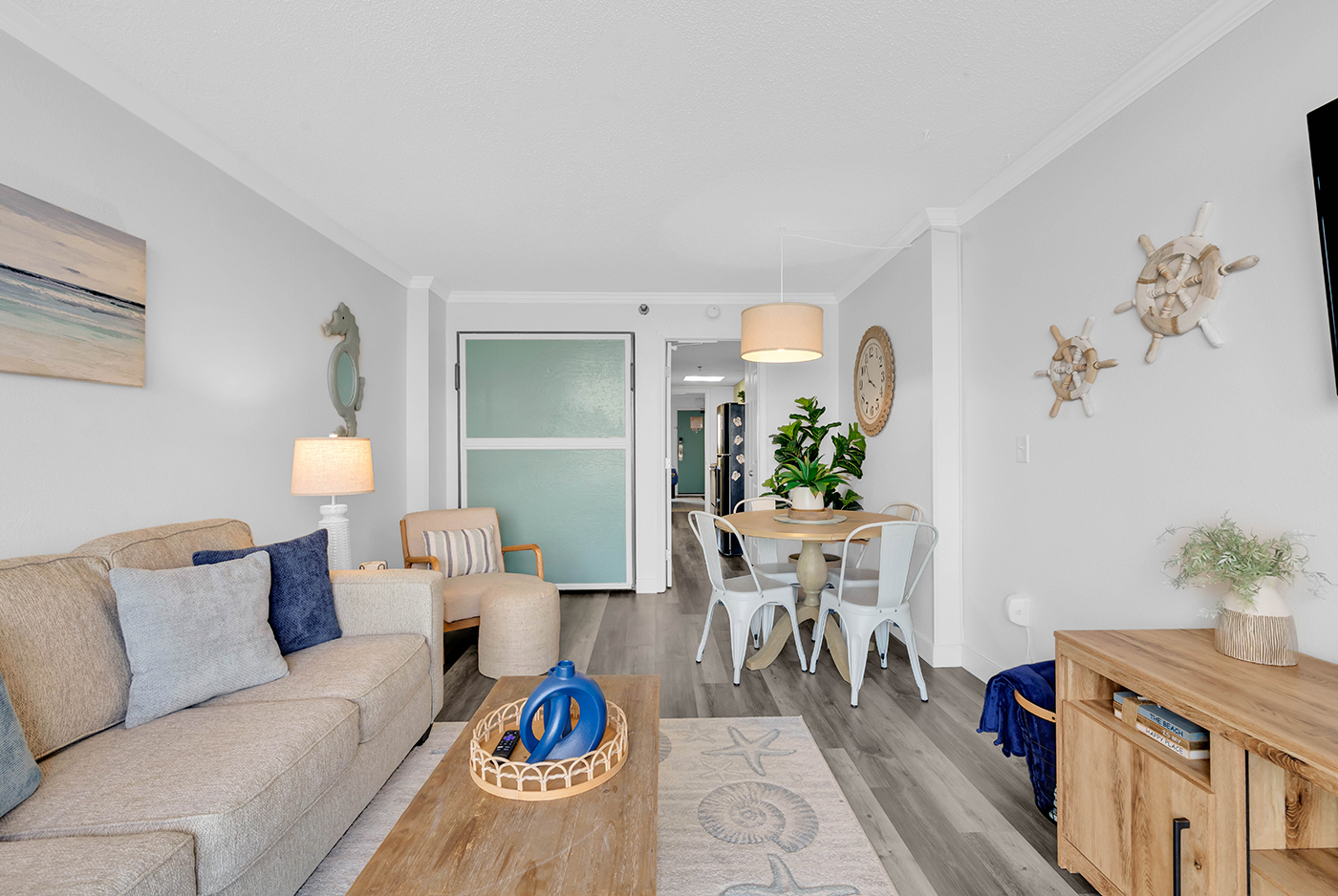 Sandy Shells | 9th-Floor Oceanfront King Condo