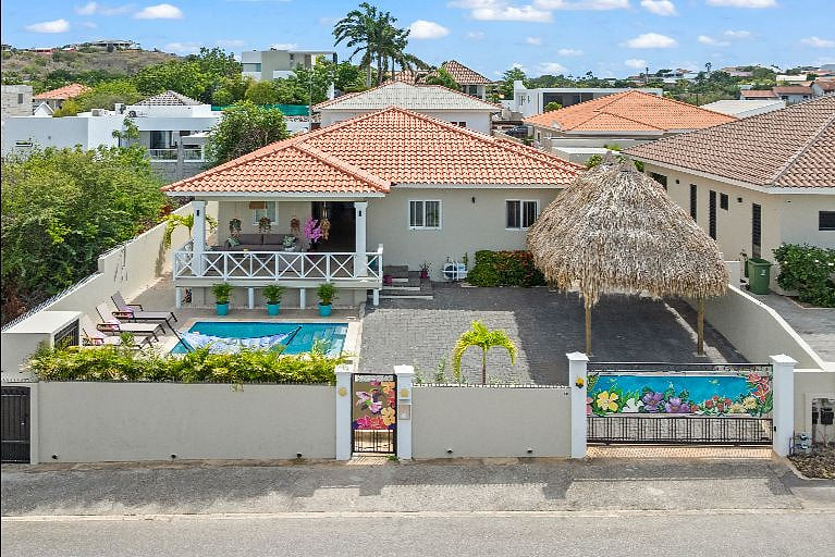 Villa Casa Luz Color Curaçao