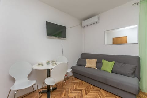 Apartments and Room Nevenka - Unit 1644-61