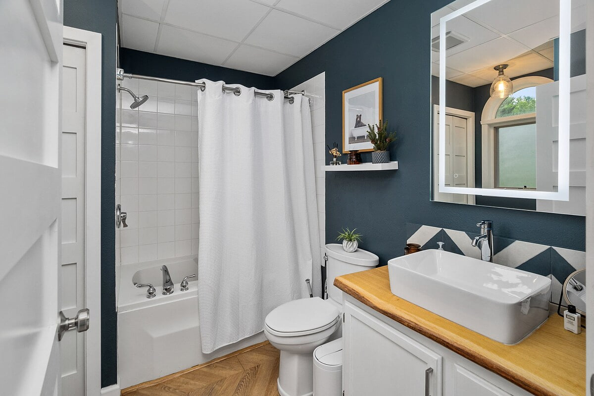 Lakefront Luxury | Giants Ridge | Pet-Friendly image 25