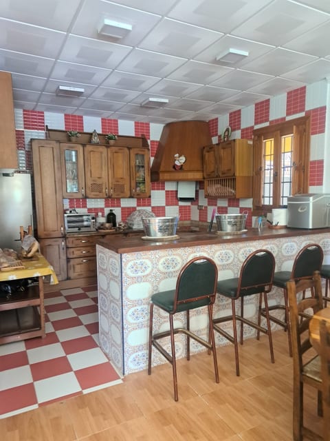 Villa Familiar de Lujo cerca de El corrihuelo