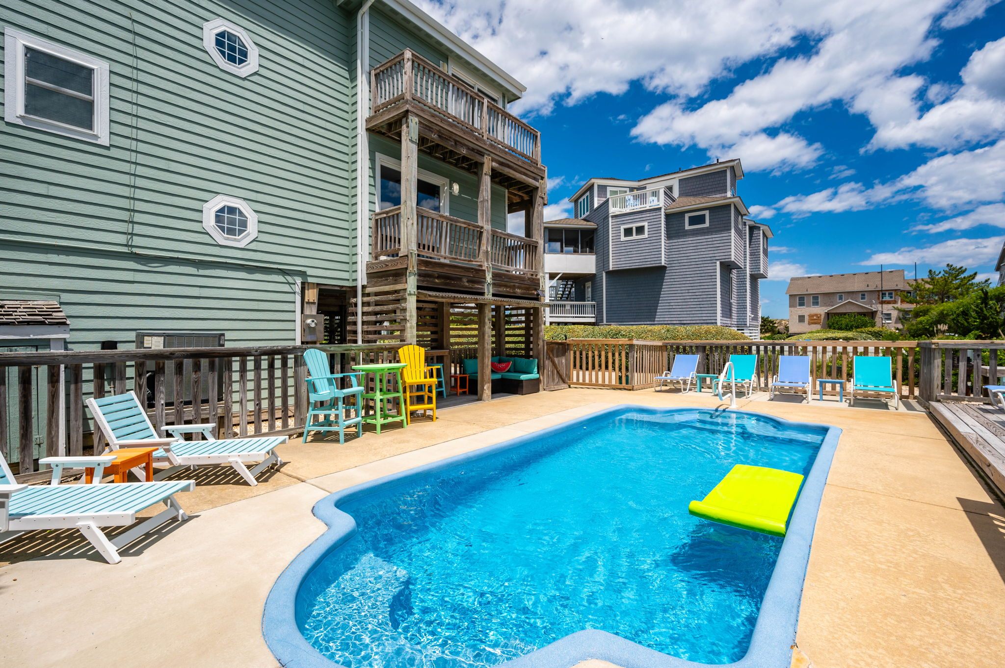 Private pool with covered cabana and outdoor bar