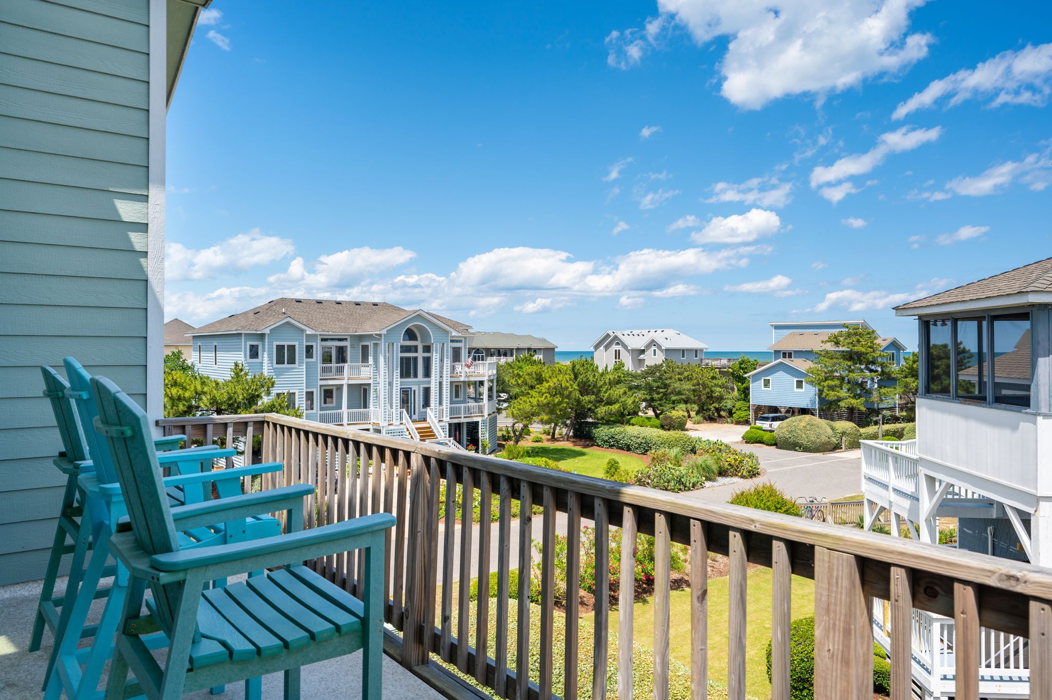 East deck on level 3