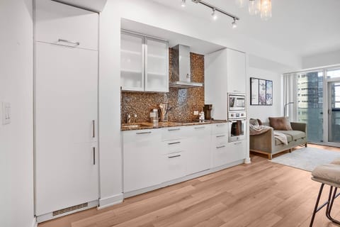 Quiet Executive Downtown Condo