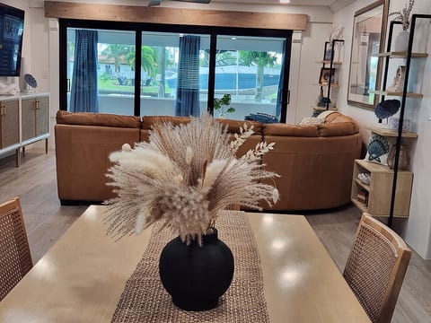 Waterfront Home! Fort Myers /Cape Coral! image 3
