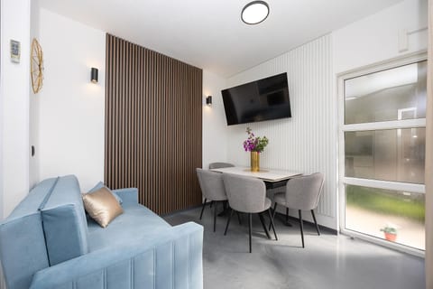 Apartments Rajčić - Unit 378114-13
