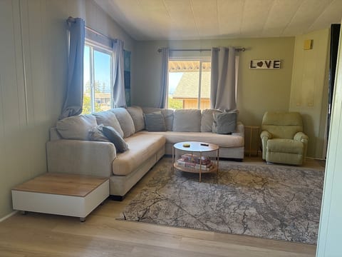 Hillside retreat with bay view, pet friendly image 2