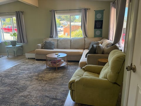 Hillside retreat with bay view, pet friendly image 5
