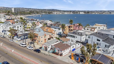 Beach to Bay  The Ultimate SD location