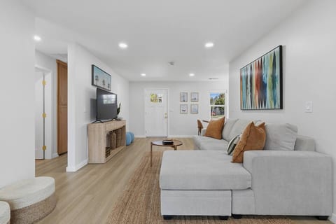 One Block to Beach! 4BR w/ Game Room + Parking