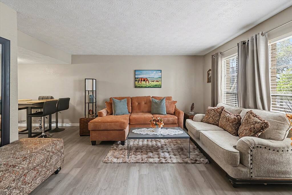 Stylish Condo Minutes from FSU, Downtown, Airport