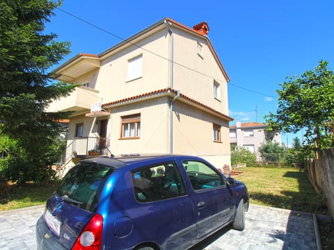 Apartment 2348