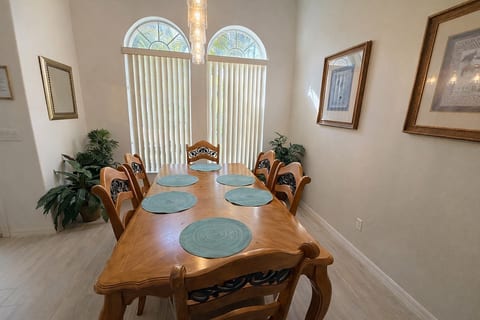 Private Heat Pool & Hot Tub | Games Room image 6