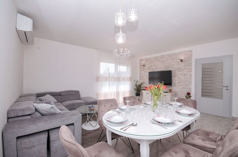 Villa Natura - Unit 211093-16