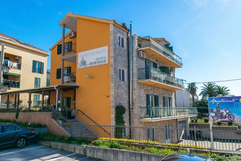 Apartments Sunset Near Beach - Unit 378134-13