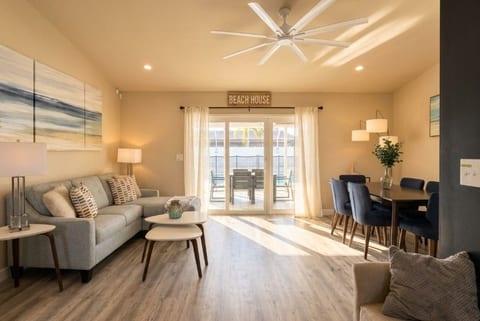 Heated Pool&Jacuzzi | NO EXTRA FEE- 7 min to Beach