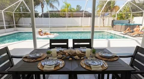 Heated Pool&Jacuzzi | NO EXTRA FEE- 7 min to Beach
