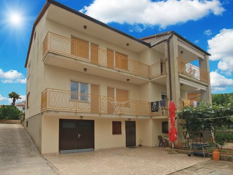 Apartment 1704