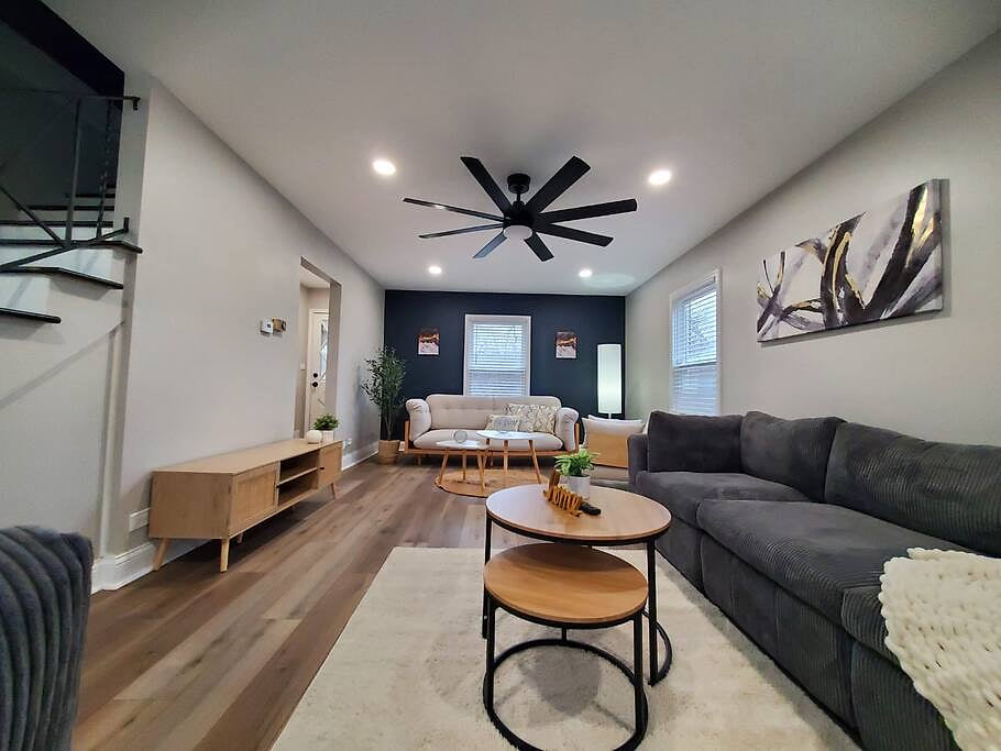 Modern Oasis in Glen Ellyn