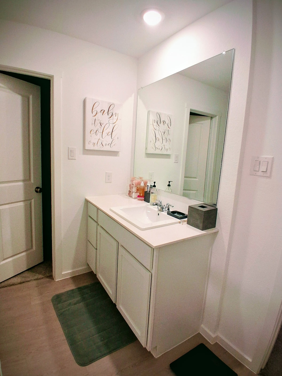 Brand New Modern Home Fully Furnished 4BR 2Bath image 12