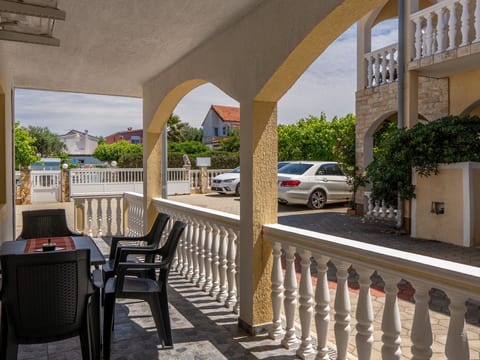 Apartment Tusla 1