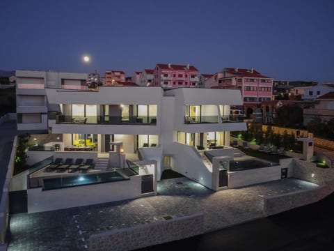 Luxusvilla Travera mit privatem Pool und Jacuzzi