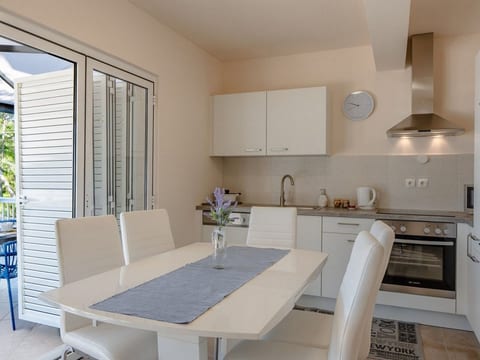 Apartment Sum mora 4