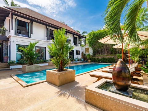 Pool Villa Matisse