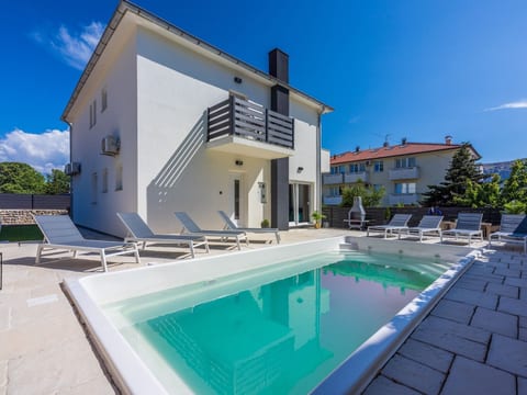 Villa Velvet