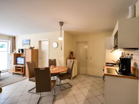 Seeschloss Binz Apartment 9, 2 Minuten zum Strand