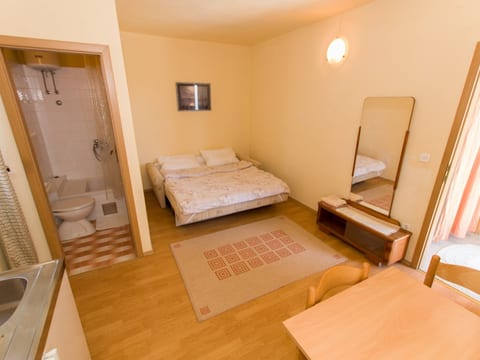 Studio Jakov A2