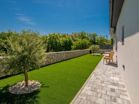 "Villa Enie" mit eigenem Pool