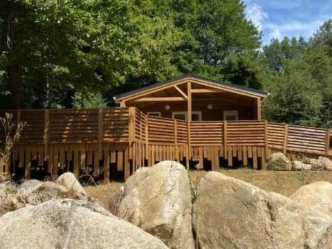 Gemütliche Ferienwohnung in Vivario mit Terrasse, Grill und Garten