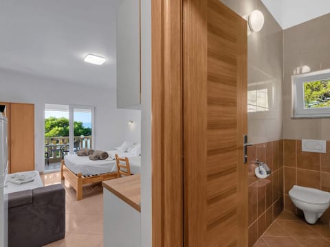 Pine Canopy Studio mit Balkon und Meerblick A1