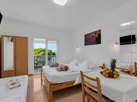 Pine Canopy Studio mit Balkon und Meerblick A1