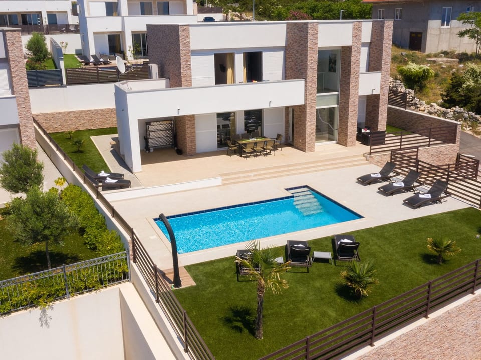 Luxuriöse Villa Royal I mit privatem Pool A5 - Novalja