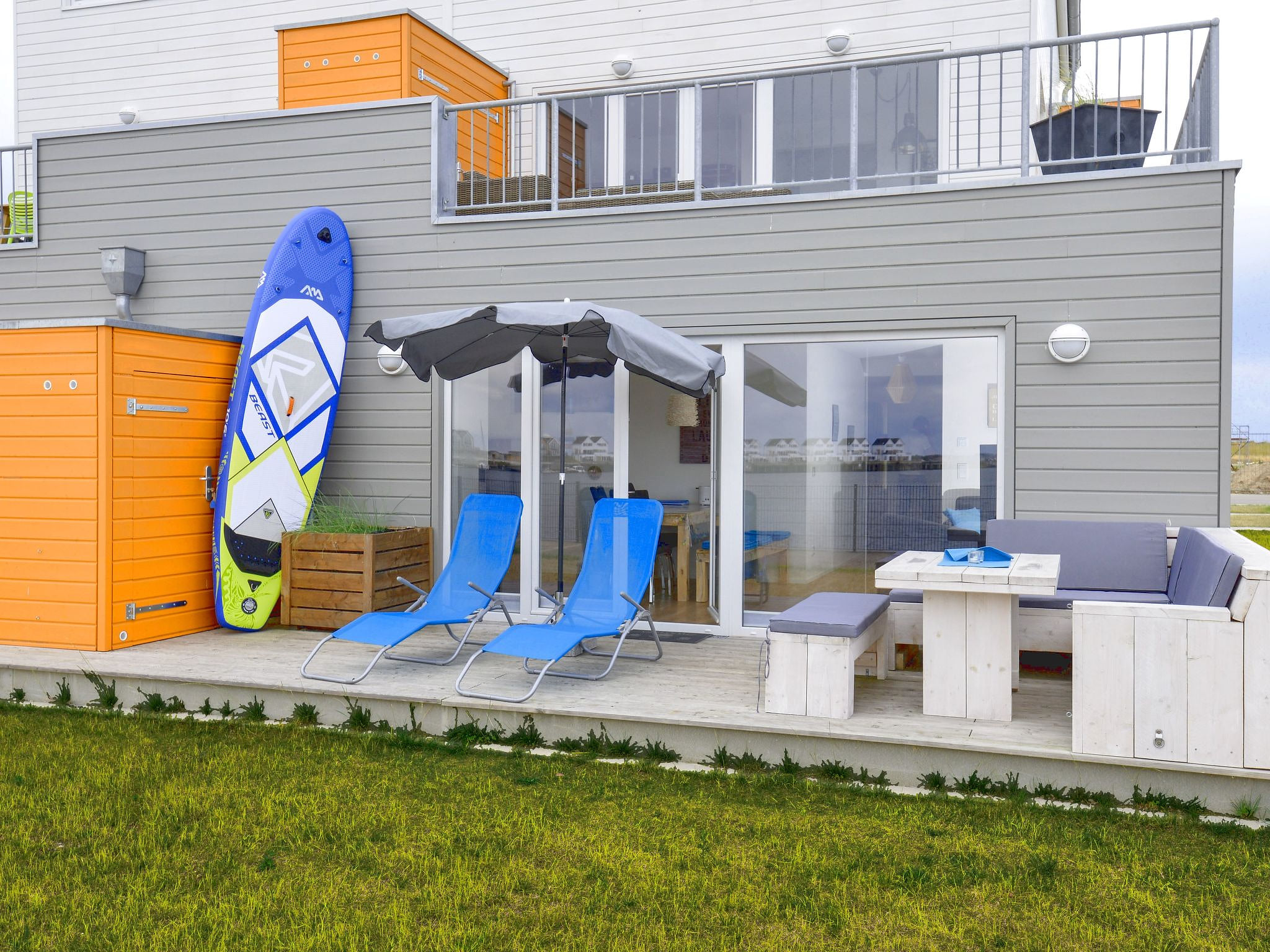 Marina Lodge