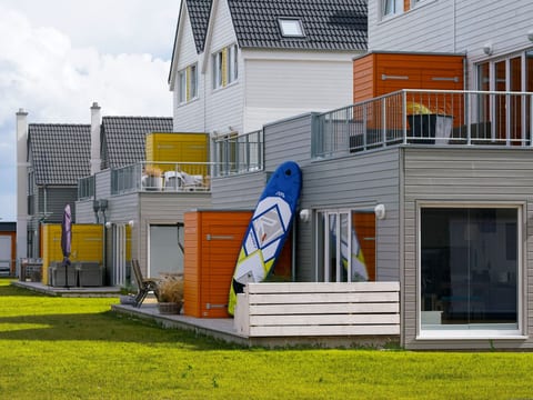 Marina Lodge