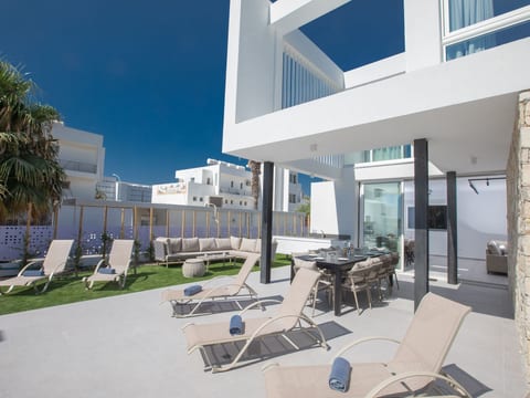Ferienvilla Kube für 12 Personen in Agia Napa
