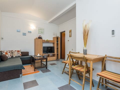 Apartment Horvatic 2
