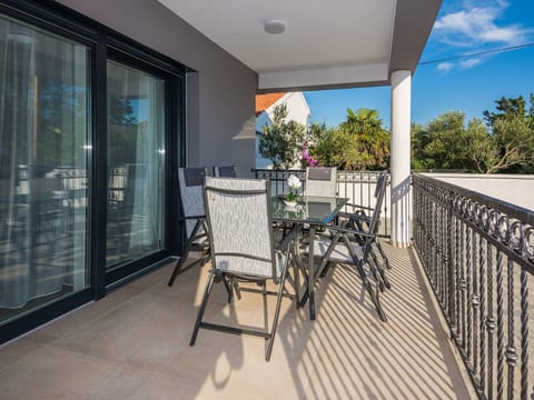 Apartment Spanic 1