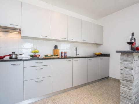 Apartment Andelic 2