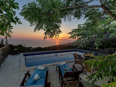 "Villa Lapis"