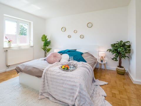 Eg Rechts helle 80m 3-Zimmer Wohnung nähe Salzburg